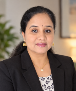 Chitra Neelakantan headshot